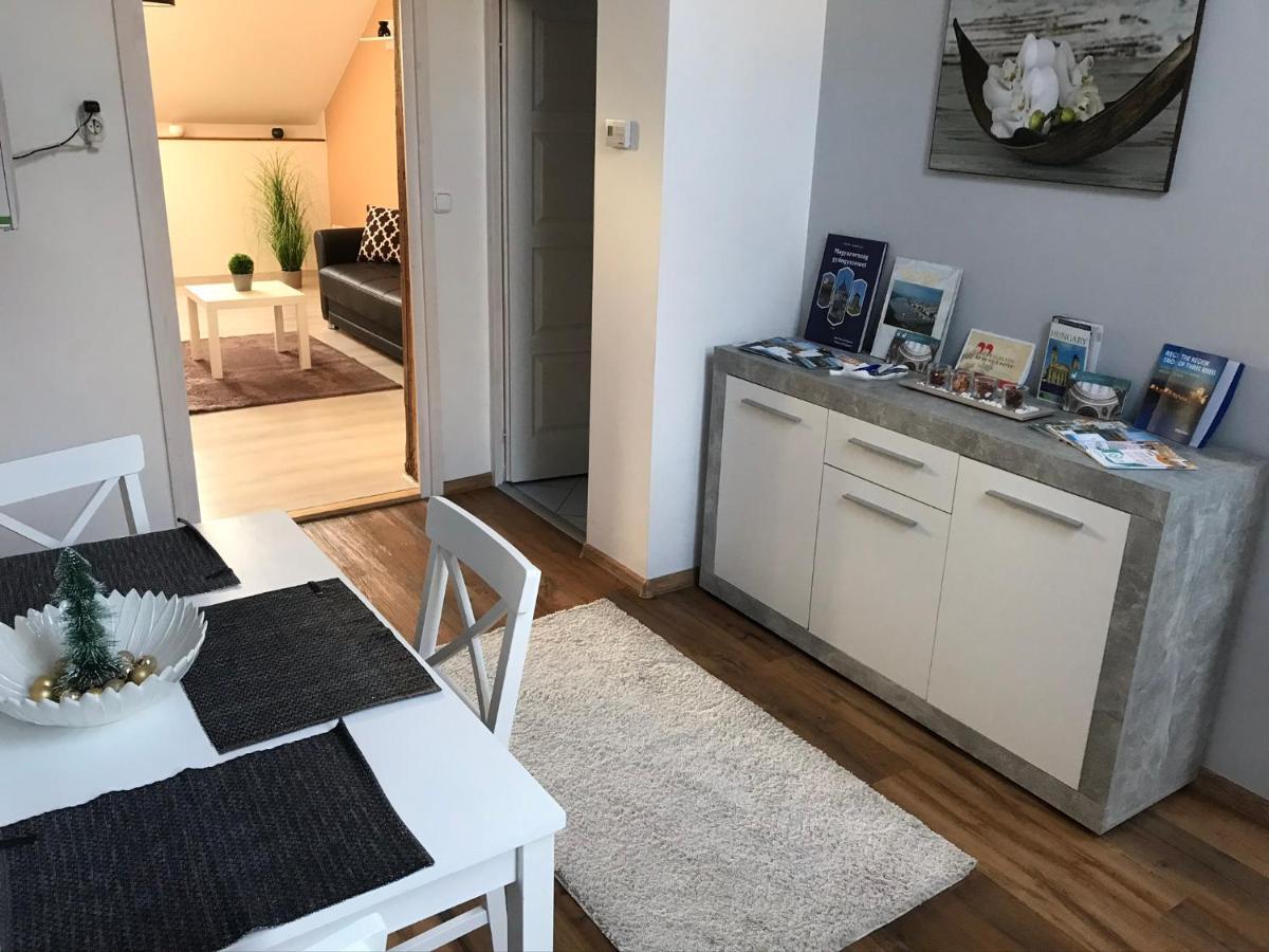 Esztergom Apartman ภายนอก รูปภาพ