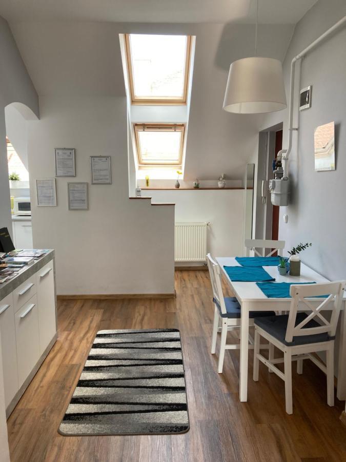 Esztergom Apartman ภายนอก รูปภาพ