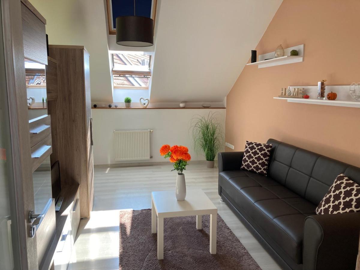Esztergom Apartman ภายนอก รูปภาพ